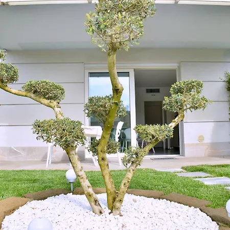 Apartment Charming With Garden View