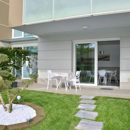 Apartment Charming With Garden View Bibione